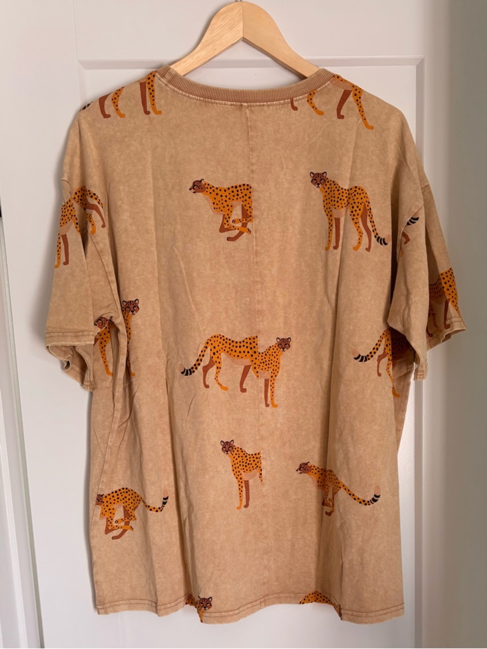 NWOT easel Beige Short Sleeve Tee with Chevron-Spotted Cheetah Print